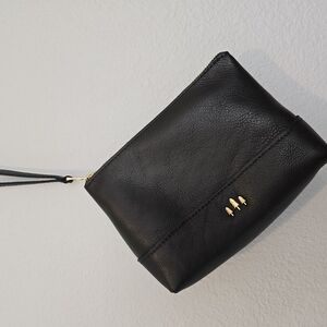 Portland Leather Goods Chelsea Pounch Sz Large In Pebbled Black